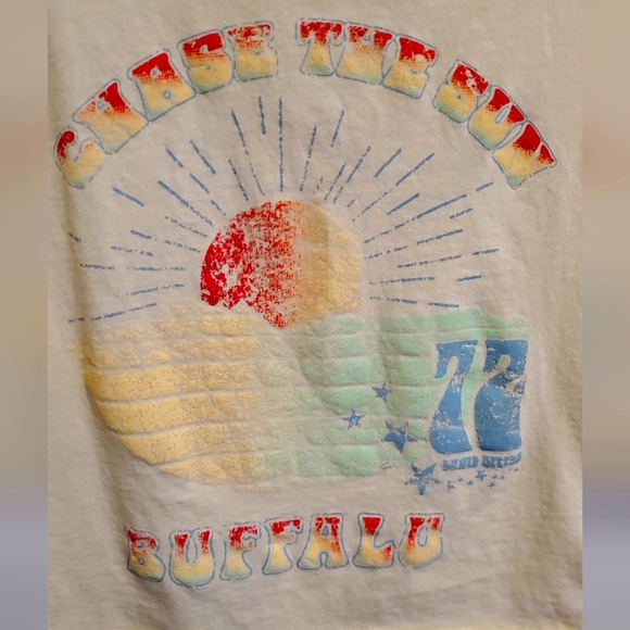 Crop Tee - Picture 2 of 3